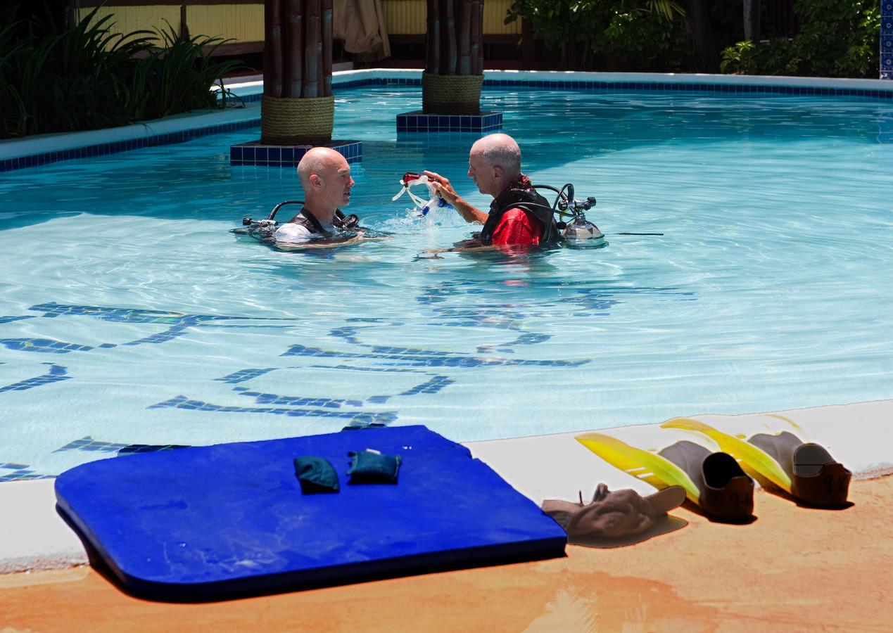 Bolongo Bay Beach Resort All Inclusive Dış mekan fotoğraf